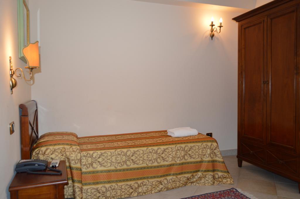 Hotel Delle Palme Falcone Quarto foto